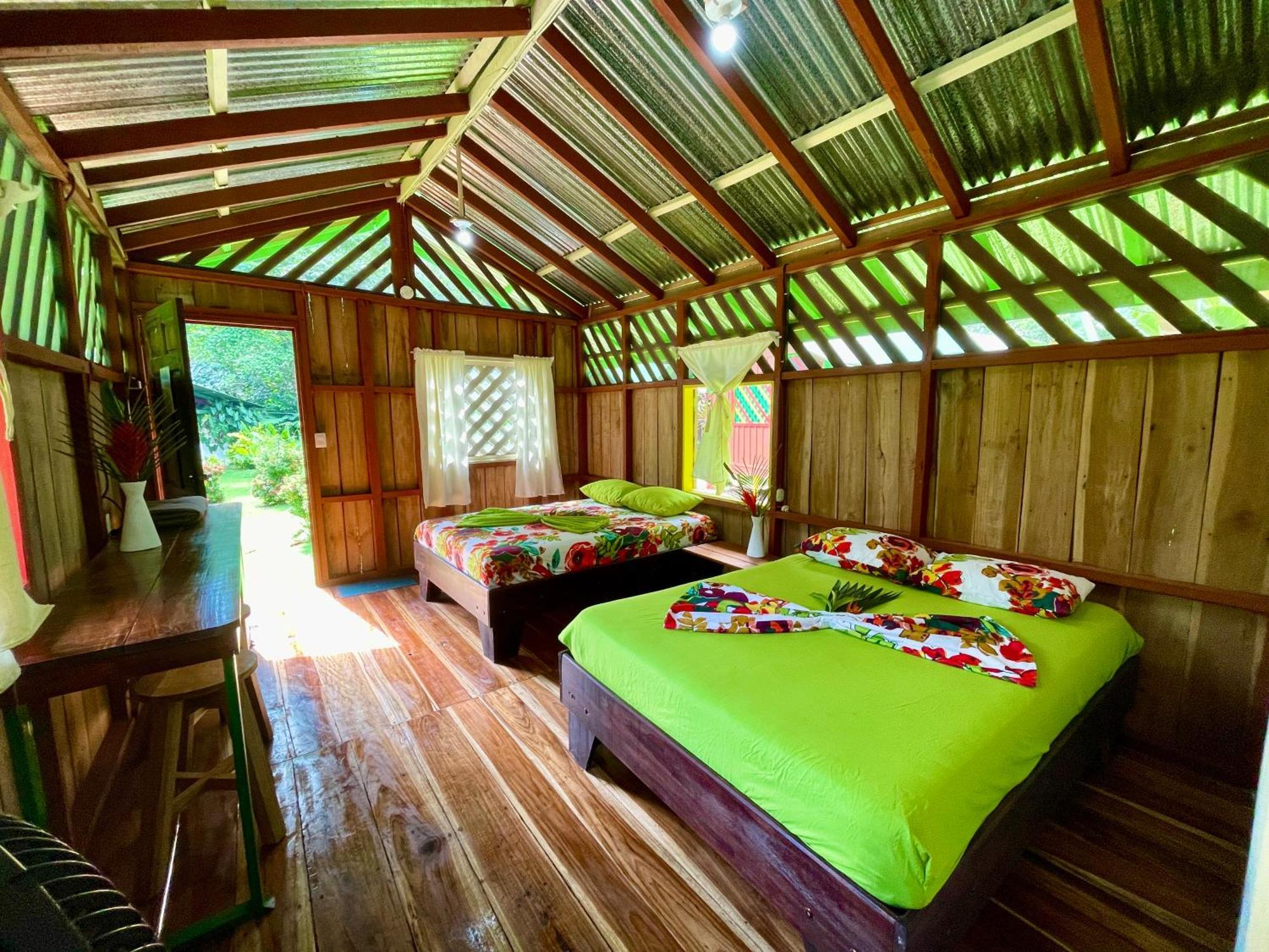 Alouatta Lodge And Canopy Cahuita Dış mekan fotoğraf